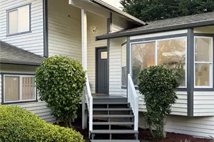 2009 N 154th Pl, Shoreline, WA 98133 - Photo 4