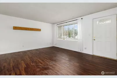 1146 Ridgeway Drive, Oak Harbor, WA 98277 - Photo 4