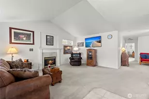 15537 SE 104th Pl, Yelm, WA 98597 - Photo 4