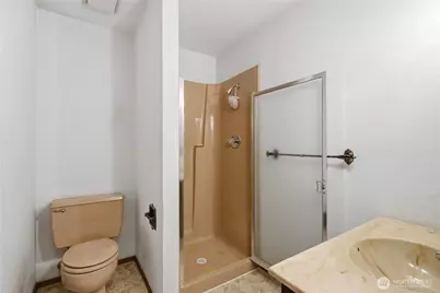 5118 NE 3rd Street, Renton, WA 98059 - Photo 10