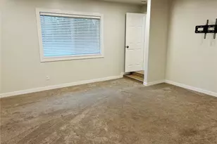 21901 SE 288th St, Black Diamond, WA 98010 - Photo 18