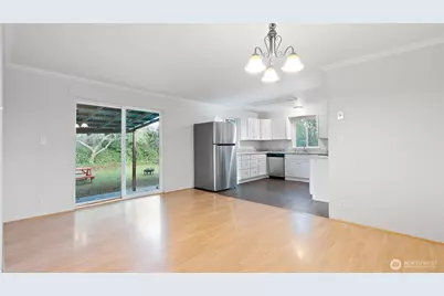 808 E 31st Street, Bremerton, WA 98310 - Photo 16