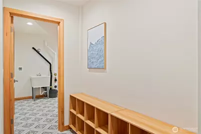 2844 B 22nd Avenue W, Seattle, WA 98199 - Photo 14