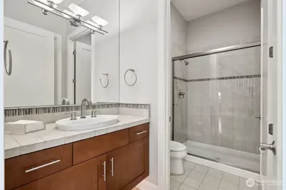 7404 117th Place SE, Newcastle, WA 98056 - Photo 20