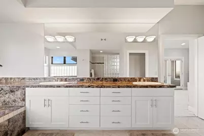 7404 117th Place SE, Newcastle, WA 98056 - Photo 26