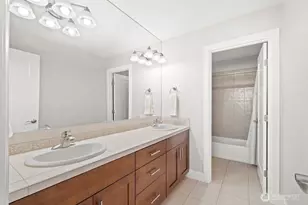 7404 117th Pl SE, Newcastle, WA 98056 - Photo 32