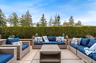 7404 117th Pl SE, Newcastle, WA 98056 - Photo 36