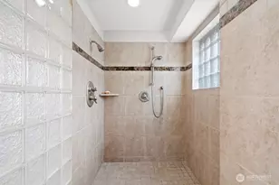 7404 117th Pl SE, Newcastle, WA 98056 - Photo 28