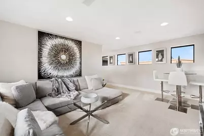 7404 117th Place SE, Newcastle, WA 98056 - Photo 30