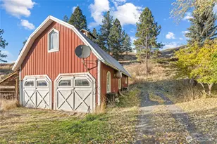 2555 Pleasant Valley Rd, Rice, WA 99167 - Photo 24