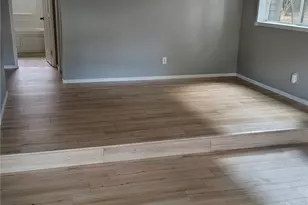 110 SW 116th St, Seattle, WA 98146 - Photo 10