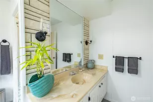 225 NE Ernst, Oak Harbor, WA 98277 - Photo 16