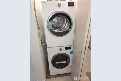 530 Melrose Avenue E #705, Seattle, WA 98102 - Photo 4