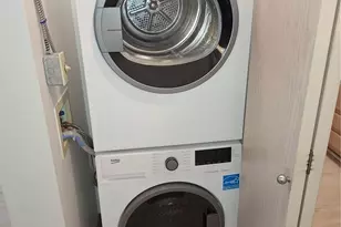 530 Melrose Ave E, Seattle, WA 98102 - Photo 4