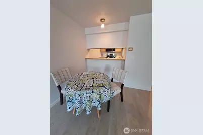 530 Melrose Avenue E #705, Seattle, WA 98102 - Photo 12