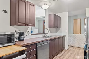 10710 Van Norhop St SE, Yelm, WA 98597 - Photo 12