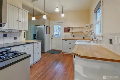 717 S L Street, Tacoma, WA 98405 - Photo 6