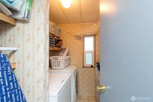 501 McCarver Rd, Port Angeles, WA 98362 - Photo 16