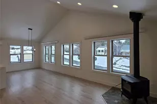 206 W Montana Ave, Roslyn, WA 98941 - Photo 10