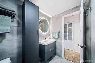 4929 Black Lake Blvd SW, Olympia, WA 98502 - Photo 20