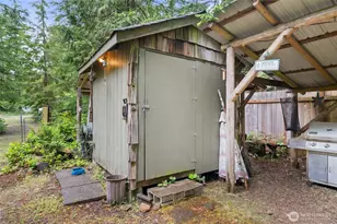 120 King Dr, Brinnon, WA 98320 - Photo 16