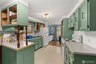 2700 Mallis Landing Rd, Raymond, WA 98577 - Photo 14