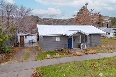 606 Spruce Street, Coulee Dam, WA 99116 - Photo 2