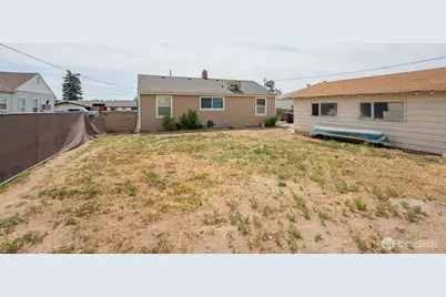 140 W Northshore Drive, Moses Lake, WA 98837 - Photo 22