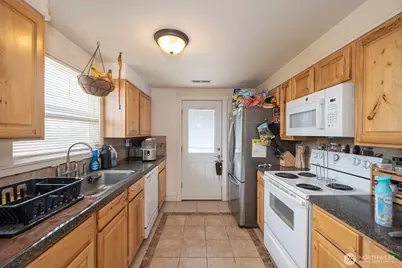 140 W Northshore Drive, Moses Lake, WA 98837 - Photo 10