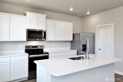 9703 Hay Street SE, Yelm, WA 98597 - Photo 2