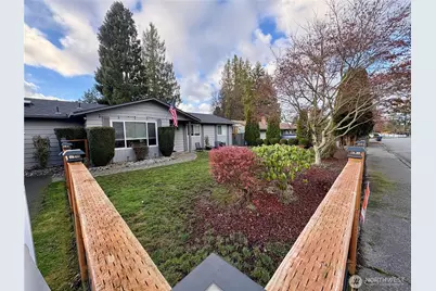 6208 Sycamore Place, Everett, WA 98203 - Photo 2