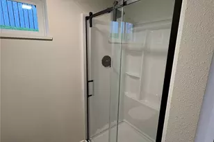 840 NW 54th St, Seattle, WA 98107 - Photo 14