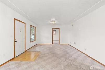 506 E Locust Street, Centralia, WA 98531 - Photo 6