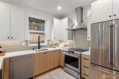 9513 132nd Avenue NE, Kirkland, WA 98033 - Photo 6