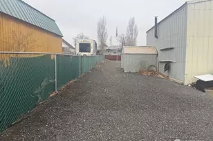 34 N Ginko St, Soap Lake, WA 98851 - Photo 4