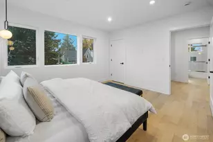 6014 35th Ave NE, Seattle, WA 98115 - Photo 14