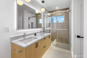 6014 35th Ave NE, Seattle, WA 98115 - Photo 16