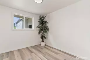 15633 47th Ave S, Tukwila, WA 98188 - Photo 20