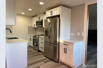 15633 47th Avenue S, Tukwila, WA 98188 - Photo 10