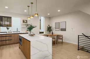 1012 A NE 70th St, Seattle, WA 98115 - Photo 16