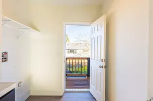 225 N Matriotti Ave, Sequim, WA 98382 - Photo 6