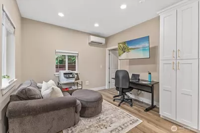 9811 192nd Avenue E, Bonney Lake, WA 98391 - Photo 32