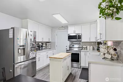 17008 E 21st Avenue Ct E, Spanaway, WA 98387 - Photo 6