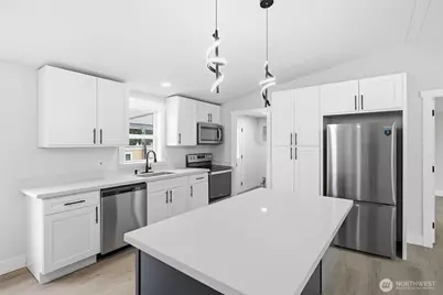 3234 Whitney Dr, Oak Harbor, WA 98277 - Photo 8