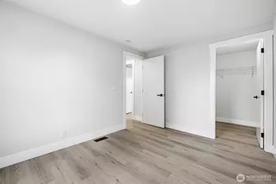 3234 Whitney Dr, Oak Harbor, WA 98277 - Photo 12