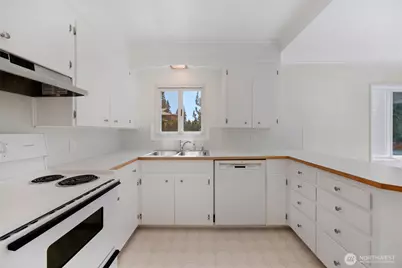 5316 East Drive, Everett, WA 98203 - Photo 8