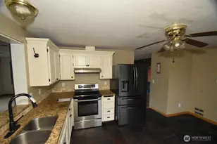 1185 Riddle St, Darrington, WA 98241 - Photo 16