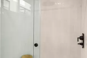 916 A 15th Ave, Seattle, WA 98122 - Photo 6