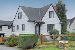 4415 SW Juneau St, Seattle, WA 98136 - Photo 2