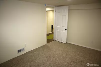 5229 S Thompson Avenue, Tacoma, WA 98408 - Photo 24